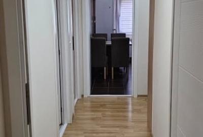 Apartament 111 mp, bloc nou cu lift – complet mobilat – Sebiș - 13