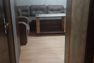 Inchiriez apartament 3 camere zona cetate - 6