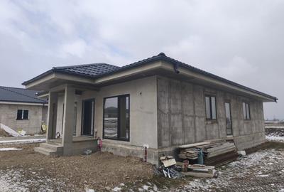 Casa semifinisata 195mp+2000mp teren, zona Volovat, Radauti - 4