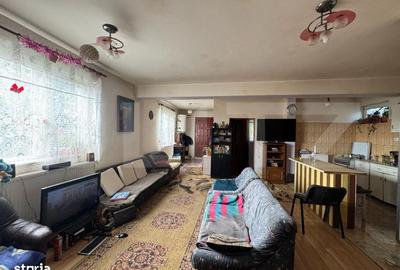 Casă cu 4 camere cu Teren 900 Mp în Central - 3
