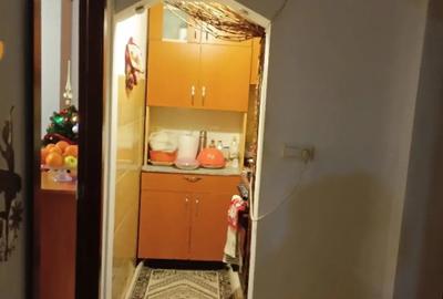 Apartament cu 2 camere decomandat în Bărcănești - 3