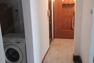Inchiriez apartament 2 camere confort 1 - 2
