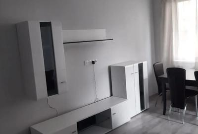Inchiriez apartament doua camere - 2
