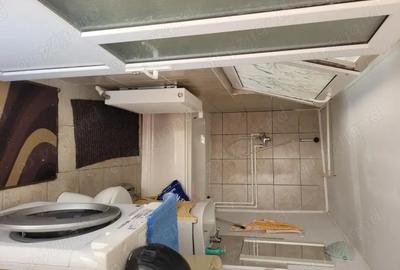 Casă cu 4 camere cu Teren 280 Mp în Piața Nouă - 2