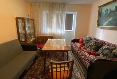 Apartament cu 4 camere decomandat, mobilat în Curtișoara - 2