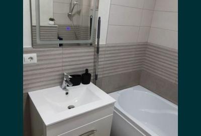 Apartament cu 3 camere decomandat în Mărășești - 6
