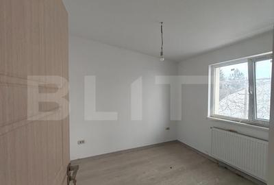 Casă cu 4 camere cu Teren 150 Mp în Central - 8