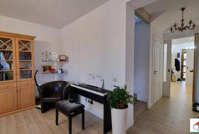 Casa cu etaj zona Dara cu teren - 1