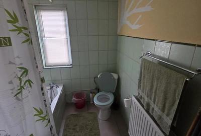 Casă cu Teren 922 Mp în Novaci - 11