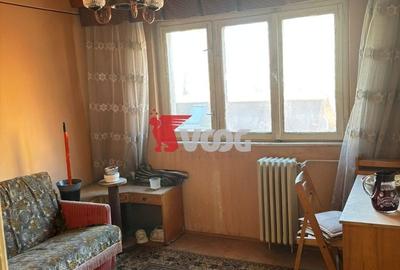 Apartament cu 3 camere semidecomandat în Complex Studențesc - 4