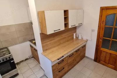 Apartament cu 3 camere decomandat în Bucovina - 2