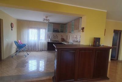 Casă cu 5 camere cu Teren 493 Mp în Smârdan - 5