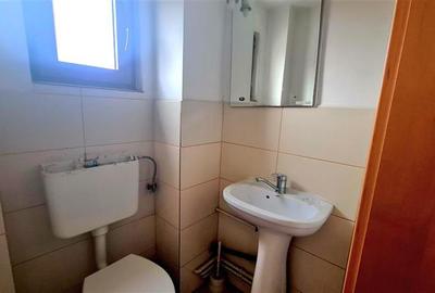 Casă cu 10 camere cu Canalizare în Fabric - 24