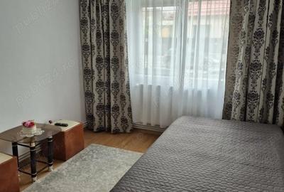 Apartament cu 3 camere decomandat, mobilat în Între Lacuri - 4