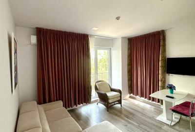 Apartament cu 2 camere decomandat, mobilat în Central