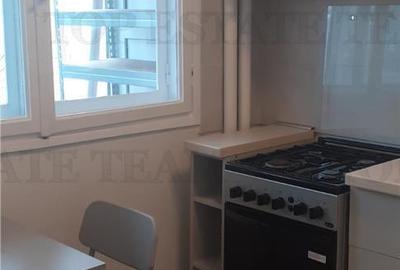 Apartament cu 2 camere semidecomandat, mobilat în 1 Mai - 14