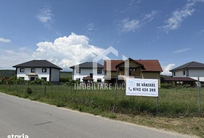 Teren de 1400 mp, în Jucu - 2