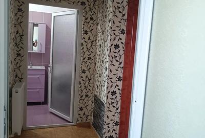 Garsonieră decomandată în Rahova - 9