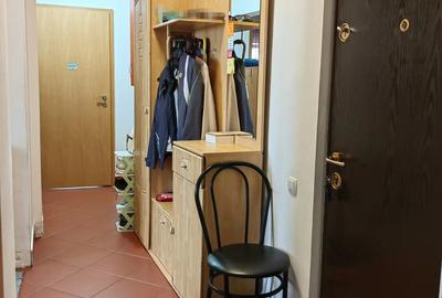 Apartament de vanzare, cu 3 camere,etaj 8 din 10 ,decomandat,zona Fortuna - 7