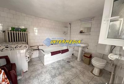 Vanzare Casa cu 920 mp teren Alba Iulia Zona HCC la asfalt si toate utilitatiile - 2