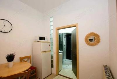 Apartament cu 2 camere decomandat în Ultracentral - 1