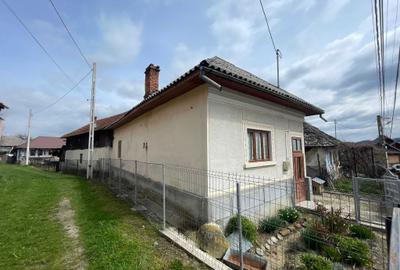 Casă cu 4 camere în Domnești - 7