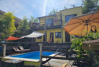 Casă în Central - 15
