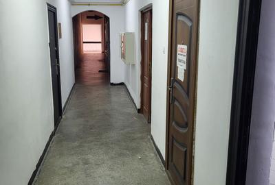 Spațiu comercial, de 10 mp, în Orizont - 6