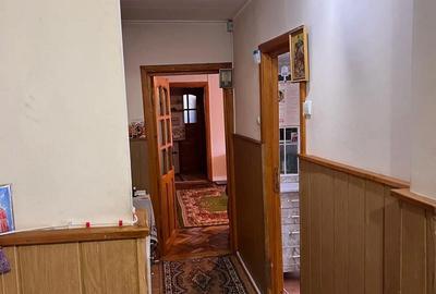 Apartament cu 3 camere semidecomandat în Autogară - 2
