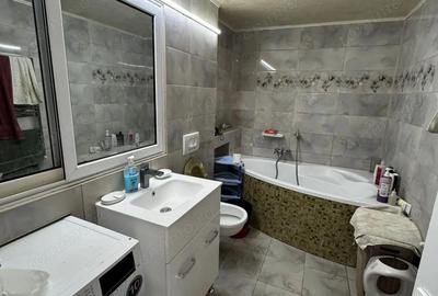 Casă cu Canalizare în Stadion