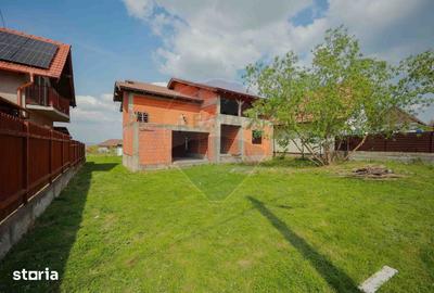 Casă cu 6 camere cu Teren 1013 Mp în Sânmartin - 4