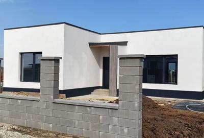 Casă cu 3 camere cu Teren 400 Mp în Berceni