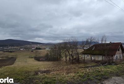 Teren de 3822 mp, în Central - 6