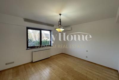 Vila cu gradina impresionanta si piscina exterioara, 1300mp teren Vila cu gradina impresionanta si piscina exterioara, 1300mp teren - 13