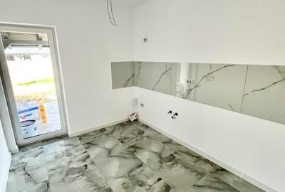 Duplex cu 3 camere cu Canalizare în Moșnița Veche - 5