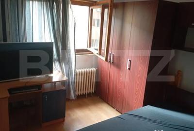 Apartament cu 3 camere semidecomandat, mobilat în Micro 11 - 3