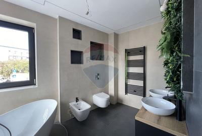 Casă cu 3 camere cu Garaj în Muncii - 5