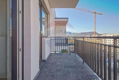 Apartament cu 2 camere decomandat în Tractorul - 1