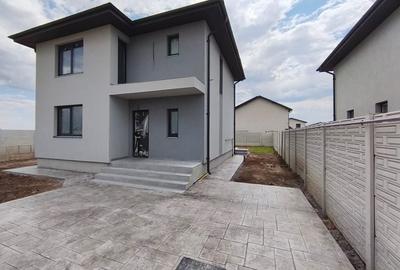Casă individuală cu 4 camere în Berceni