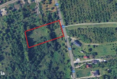 Teren de 5850 mp, în Central