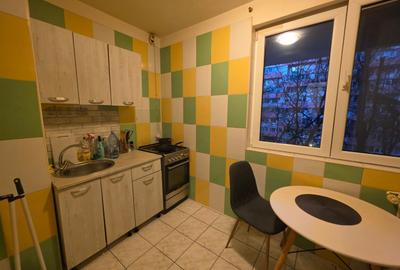 Apartament cu 2 camere semidecomandat, mobilat în P-ța Muncii - 9