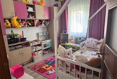 Vanzare apartament 3 camere complet utilat+ garaj - 12