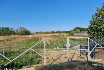 Teren de 3200 mp, în Grădinari - 2