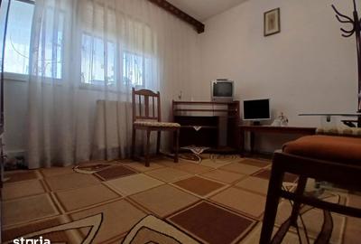 Apartament cu 3 camere decomandat în Micro 11 - 2
