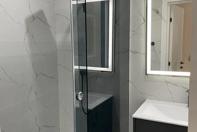 Apartament cu 2 camere decomandat în Eroii Revoluției