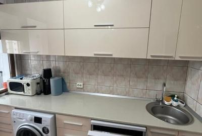 Apartament cu 4 camere circular, mobilat în Giurgiului - 12