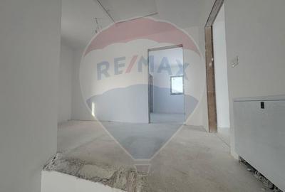 Casă cu 4 camere cu Teren 450 Mp în Săbăreni - 12