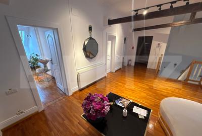 Casă cu 8 camere cu Teren 641 Mp în Girocului