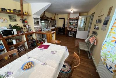 Casă cu 4 camere în Vânători - 7