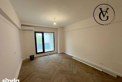 Apartament cu 4 camere decomandat în Băneasa - 1